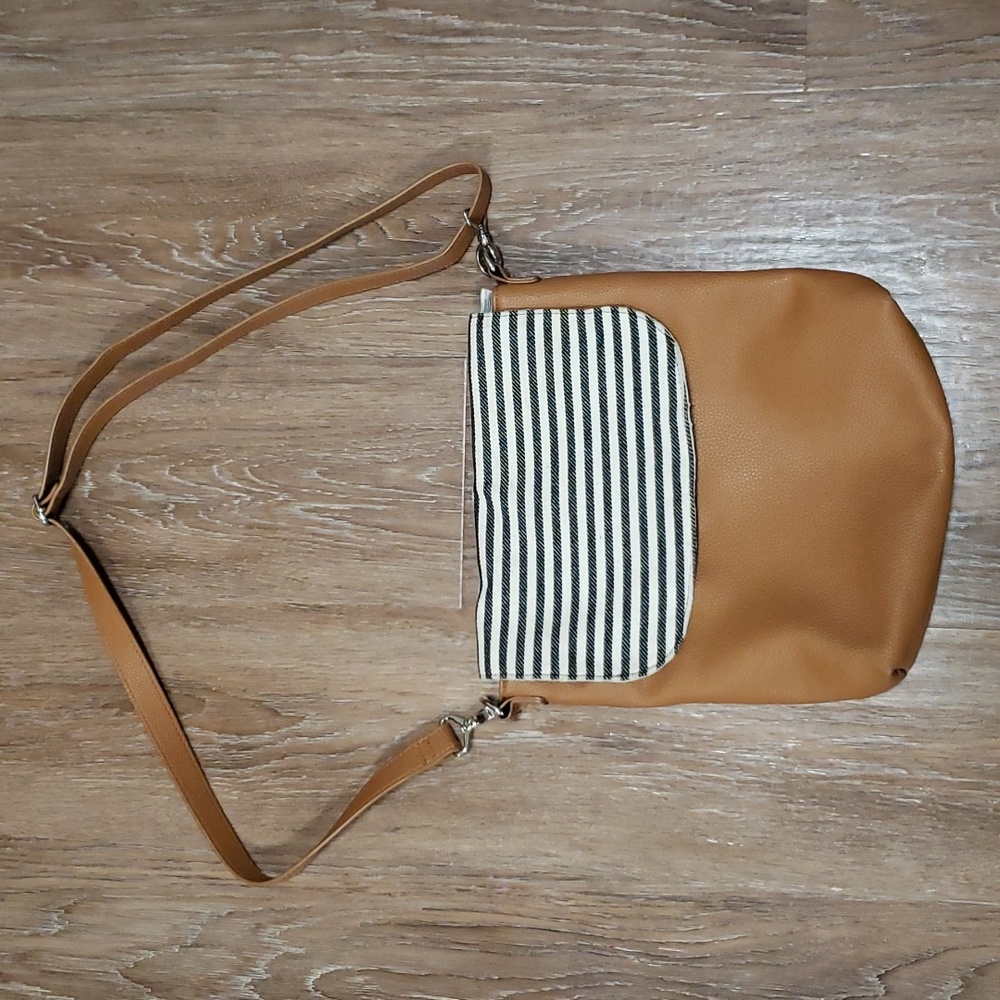 Thirty-One Striped Flap Close Crossbody Satchel Bag Travel Modern Contemporary